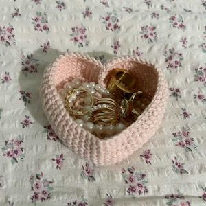 Heart Shaped trinket💌🍓