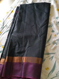 😊Elegant Dark Black Saree