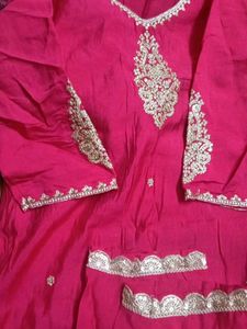Elegant Pink Kurta with Gold Embroidery