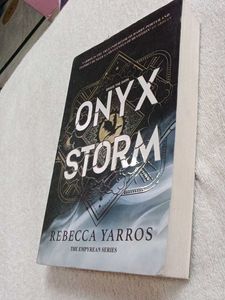 Onyx Storm by Rebecca Yarros