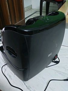 Black Foot Massager Machine