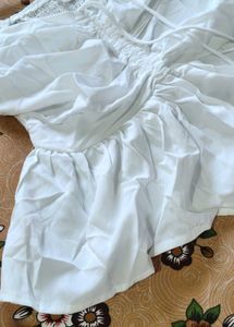 Chic White Puff Sleeve Top