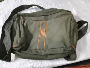 Bundle of Stylish sling men's bags 4