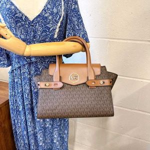 Micheal kors Bag