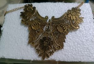 Vintage Gold Floral Bib Necklace