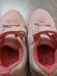 Pink Girls Sneakers with Memory foam
