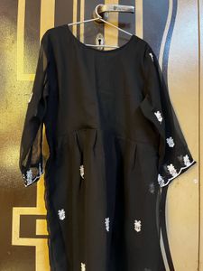 Black Embroidered Kurta