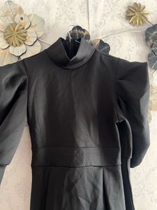 Chic Black Puff Sleeve Dress