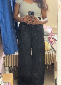 Stylish Black Wide-Leg Pants