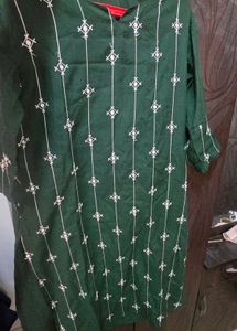 Green Embroidered Kurta