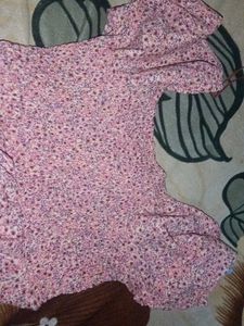 Zudio Floral Smocked Top