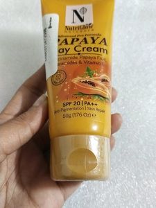 Nutriglow Spf Day Cream