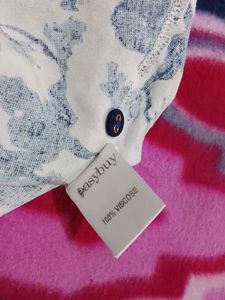 Floral Print Sleeveless Kurta