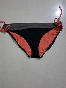 Stylish Bikini Bottom with Ties