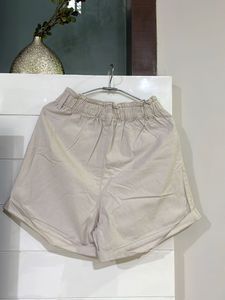 Stylish Beige High-Waisted Shorts