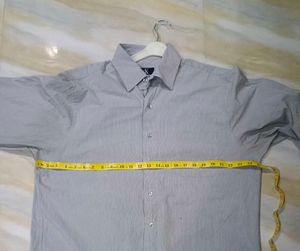Calvin Klein Men's Light Blue Dress lining Shirt
