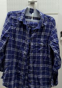 Classic Blue Plaid Button-Up Shirt