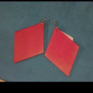 Women's Movable Wooden Earing