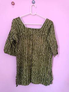 Stylish Green Bandhani Kurta
