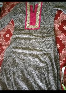 Grey Printed Kurta with Pink Border
