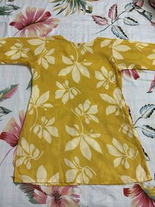 Yellow Floral V-Neck Kurta