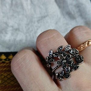 Vintage Floral Ring