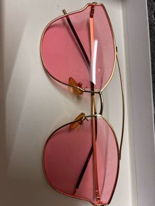 Stylish Pink Heart Sunglasses