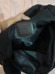 Gucci Shoulder Bag - Classic Style