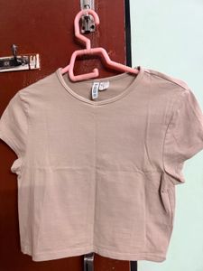 Basic Crew Neck Crop Top