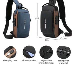 Stylish Unisex Crossbody Bag 💫