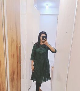 Max green kurti