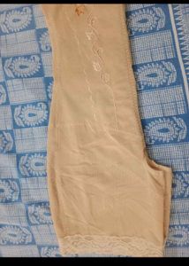SHEER BODYSHAPER W FLORAL EMBROIDERY