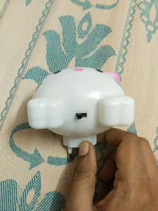 Hello Kitty light white