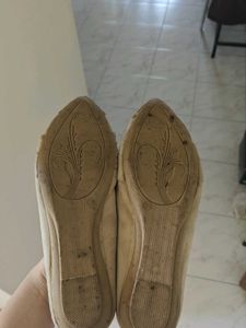 Elegant Beige Bow Ballerinas