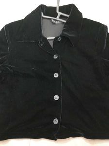 Chic Black Velvet Cropped Jacket