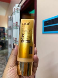 Lakme Sun Expert Dry Matte Fluid SPF 50