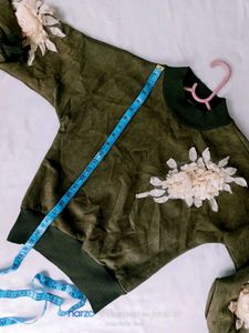 Floral Applique Pullover