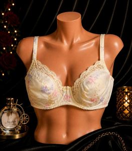 🇳🇿💫🎀 Beautiful silky stuff bra