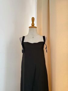 Black Sleeveless Maxi Dress