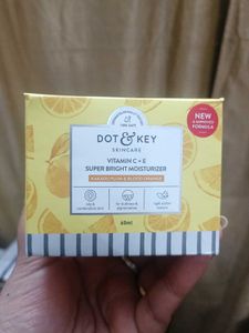Dot & Key Vitamin C+E Moisturizer