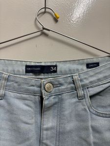 Light Wash Denim Cropped Jeans