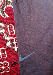 Nike gym top