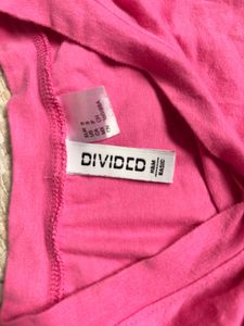 Bright Pink Cropped T-Shirt