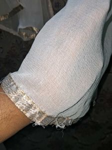 Elegant Cream Dupatta with Gold Border