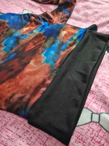 Abstract Print Long Sleeve Top
