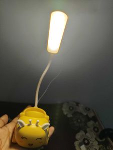 Cute Giraffe Desk Lamp
