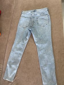 high waist Light Wash Ripped Jeans