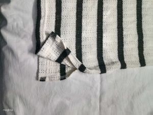 Women's crochet top