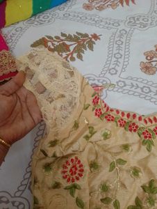 rani colour saree with Golden Border