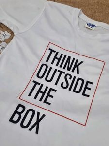 Graphic Print T-Shirt "Think Outside the Box"